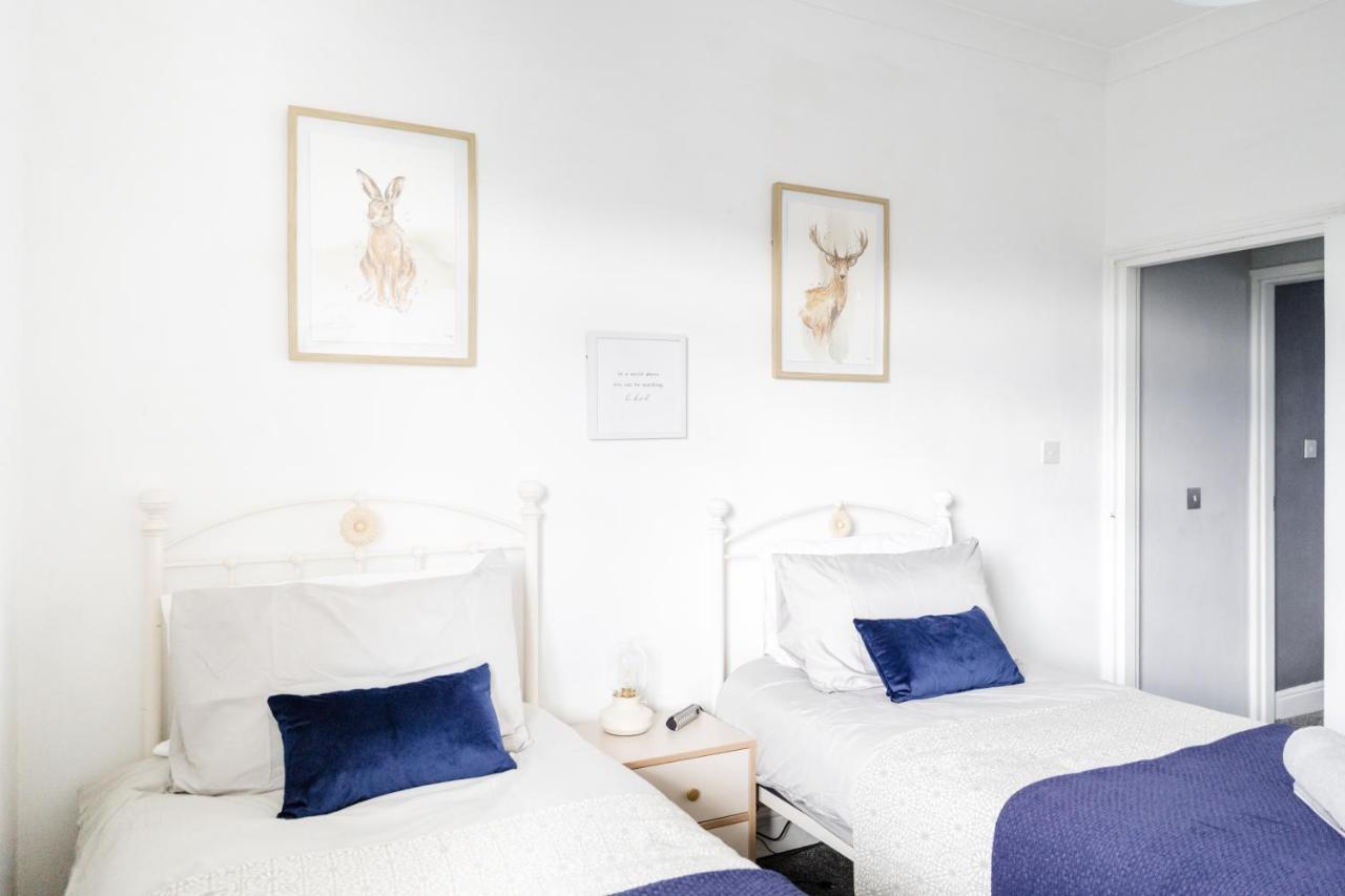 Churnet Valley Townhouse - Modern Cheadle House Villa Luaran gambar