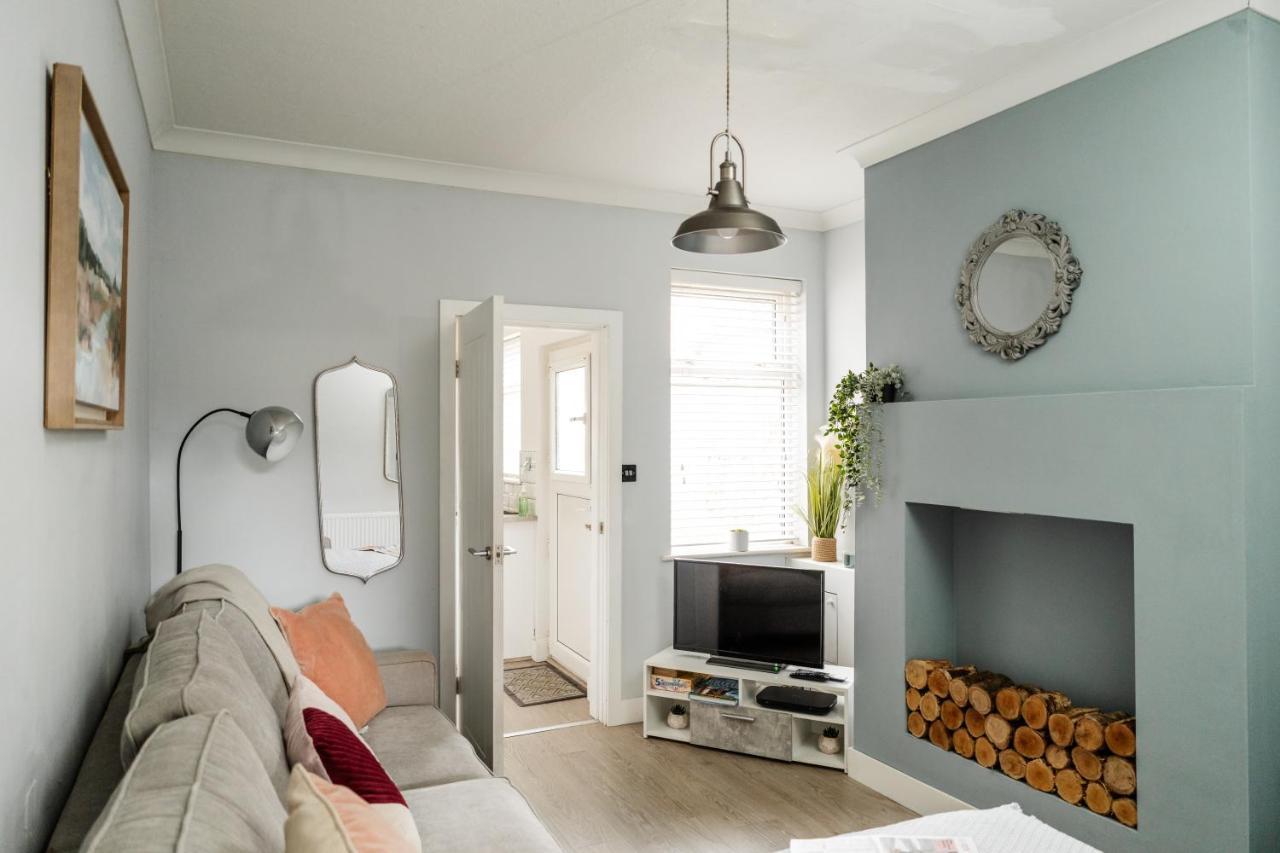 Churnet Valley Townhouse - Modern Cheadle House Villa Luaran gambar